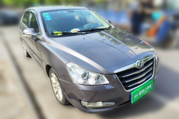 Used Dongfeng Aeolus H30 2012 1.6L Automatic Prestige Model Front Right 45 Deg