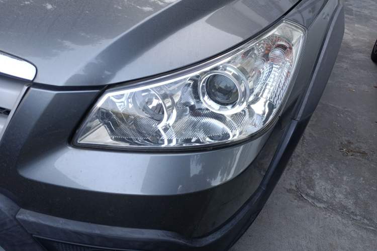 Used Dongfeng Aeolus H30 2012 CROSS 1.6L Manual Zunyi Model Left Front Headlight