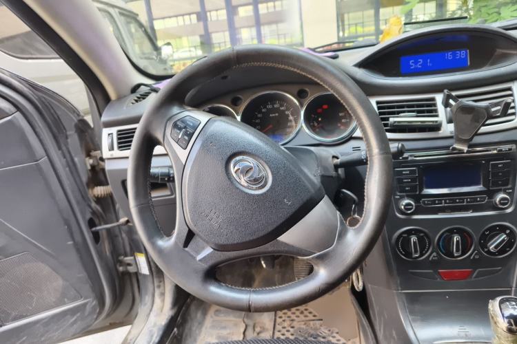 Used Dongfeng Aeolus H30 2012 CROSS 1.6L Manual Luxury Model Steering Wheel