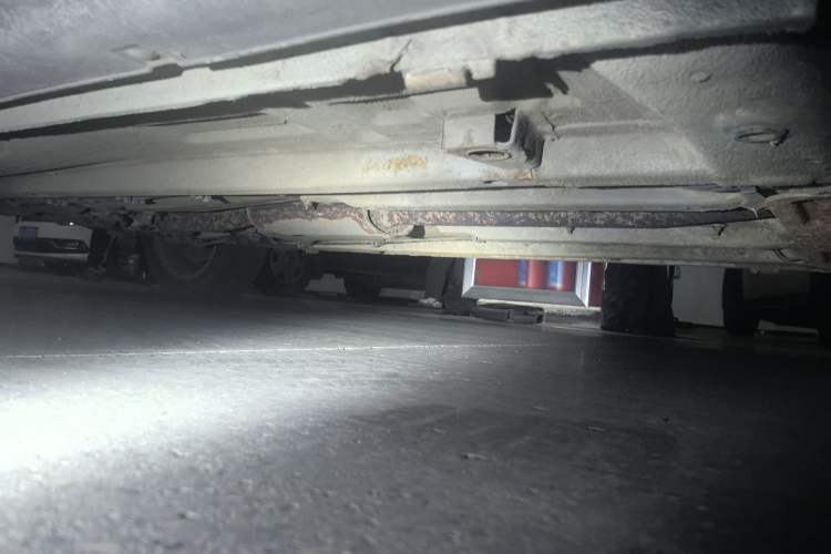 Used Dongfeng Aeolus H30 2012 CROSS 1.6L Manual Luxury Model Chassis Front Right