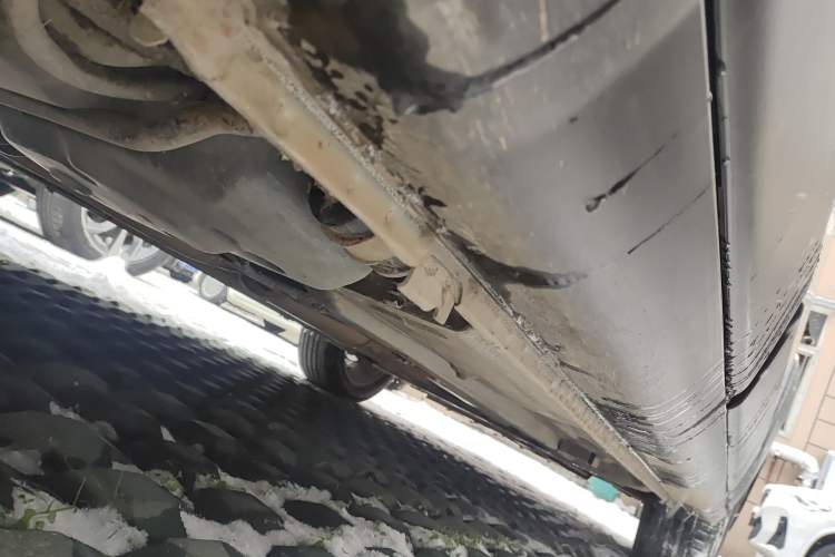 Used Dongfeng Aeolus H30 2012 CROSS 1.6L Manual Zunyi Model Chassis Rear Right