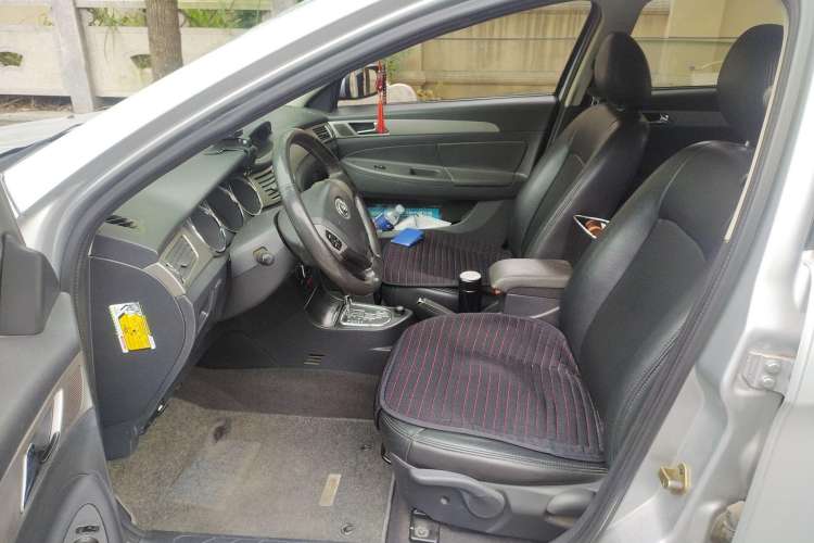 Used Dongfeng Aeolus H30 2012 CROSS 1.6L Automatic Zunyi Model Driver Seat