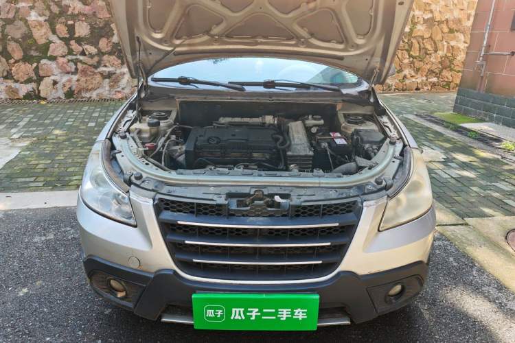 Used Dongfeng Aeolus H30 2012 CROSS 1.6L Manual Luxury Model Engine Bay