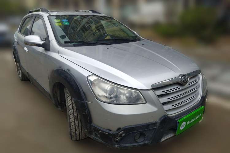 Used Dongfeng Aeolus H30 2012 CROSS 1.6L Manual Zunyi Model Front Right 45 Deg