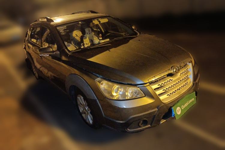 Used Dongfeng Aeolus H30 2012 CROSS 1.6L Manual Luxury Model Front Right 45 Deg