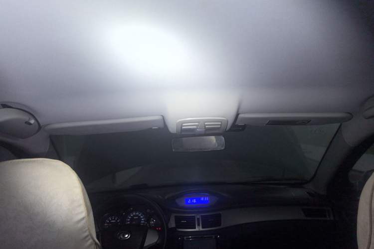 Used Dongfeng Aeolus H30 2012 CROSS 1.6L Manual Luxury Model Headliner