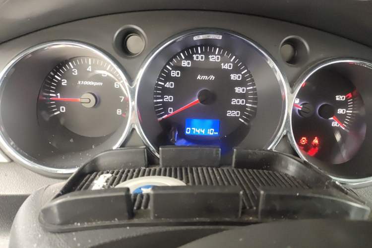 Used Dongfeng Aeolus H30 2012 CROSS 1.6L Manual Zunyi Model Instrument Cluster