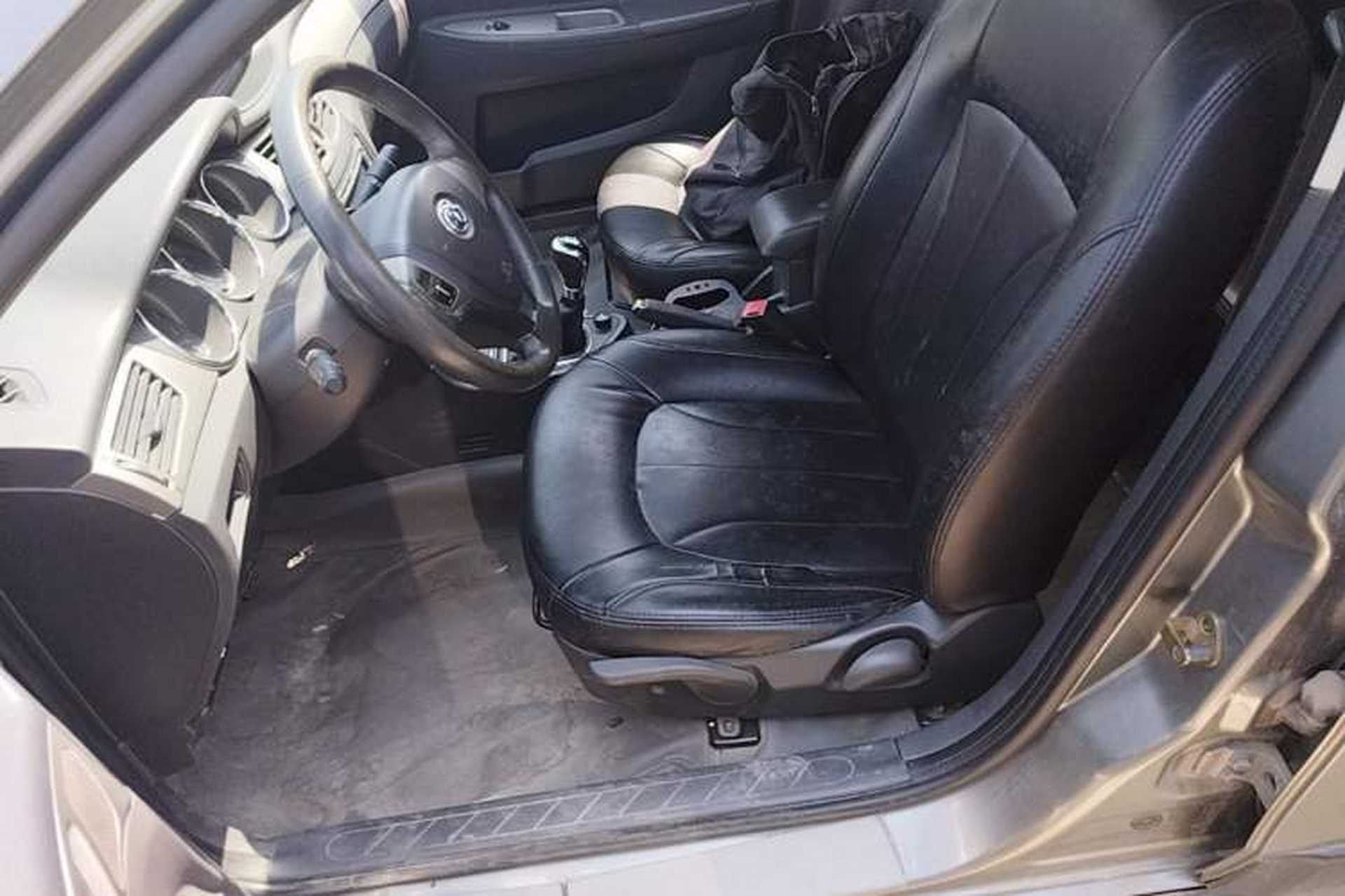 Used Dongfeng Aeolus H30 2012 CROSS 1.6L Manual Luxury Model Left Front Seat