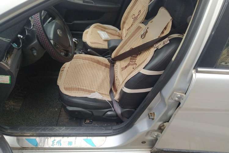 Used Dongfeng Aeolus H30 2012 CROSS 1.6L Manual Zunyi Model Left Front Seat