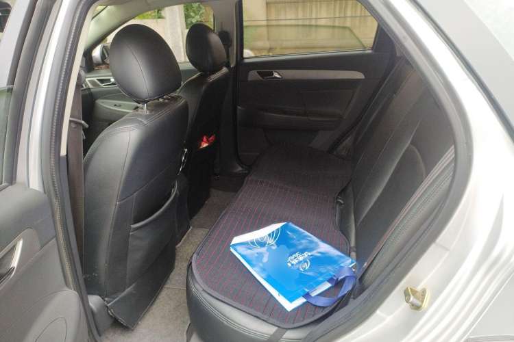 Used Dongfeng Aeolus H30 2012 CROSS 1.6L Automatic Zunyi Model Left Rear Seat