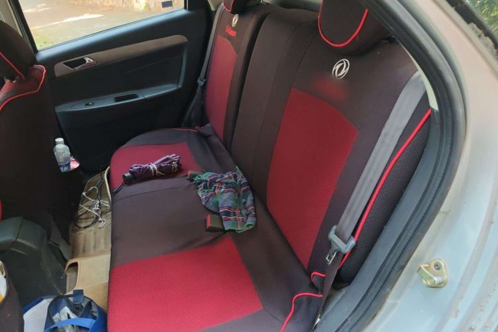 Used Dongfeng Aeolus H30 2012 CROSS 1.6L Manual Luxury Model Left Rear Seat