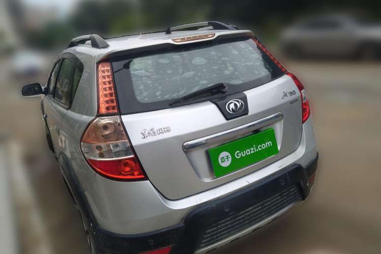 Used Dongfeng Aeolus H30 2012 CROSS 1.6L Manual Zunyi Model Rear Left 45 Deg