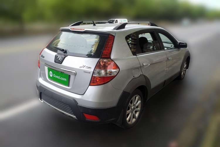 Used Dongfeng Aeolus H30 2012 CROSS 1.6L Automatic Zunyi Model Rear Right 45 Deg