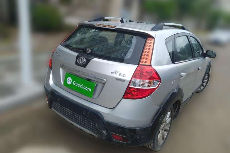 Used Dongfeng Aeolus H30 2012 CROSS 1.6L Manual Zunyi Model Rear Right 45 Deg