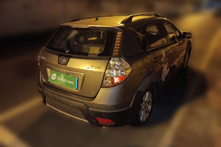 Used Dongfeng Aeolus H30 2012 CROSS 1.6L Manual Luxury Model Rear Right 45 Deg