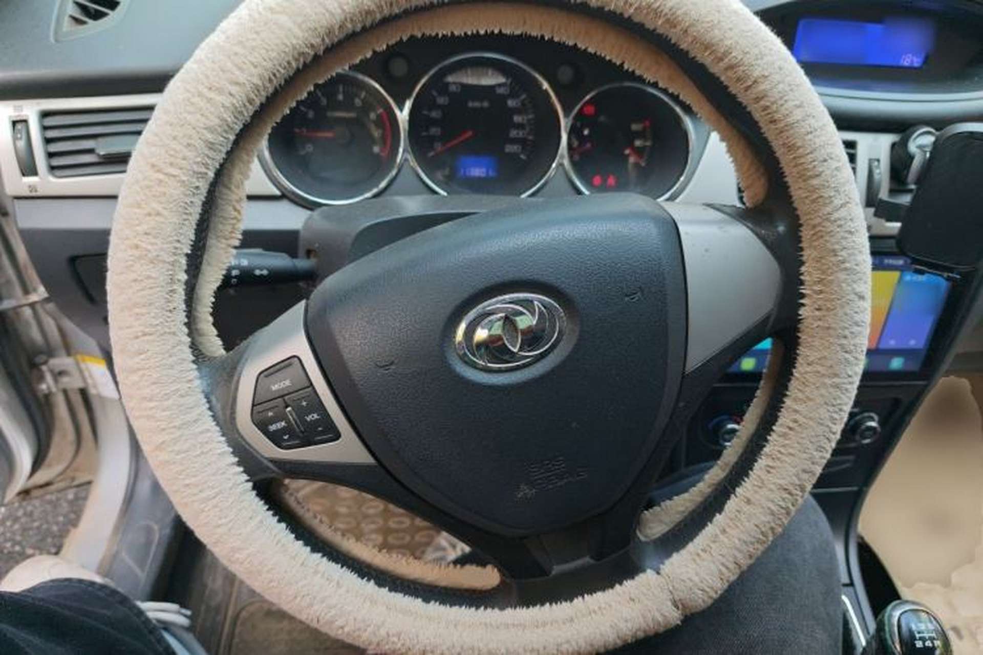 Used Dongfeng Aeolus H30 2012 CROSS 1.6L Manual Luxury Model Steering Wheel