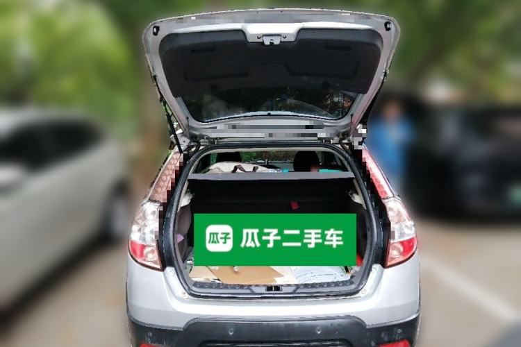 Used Dongfeng Aeolus H30 2012 CROSS 1.6L Manual Zunyi Model Trunk