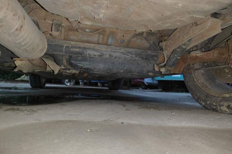 Used Dongfeng Aeolus H30 2012 CROSS 1.6L Automatic Luxury Model Chassis Rear