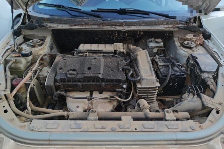 Used Dongfeng Aeolus H30 2012 CROSS 1.6L Automatic Luxury Model Engine Bay