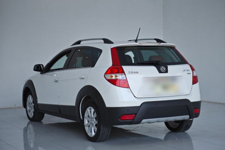 Used Dongfeng Aeolus H30 2012 CROSS 1.6L Automatic Luxury Model Exterior 3