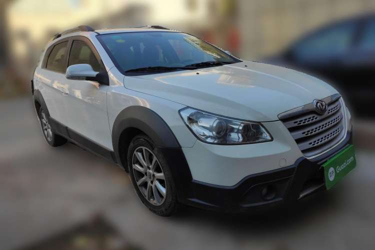 Used Dongfeng Aeolus H30 2012 CROSS 1.6L Automatic Zunyi Model Front Right 45 Deg
