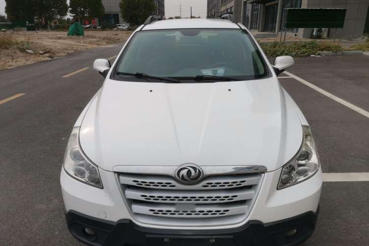 Used Dongfeng Aeolus H30 2012 CROSS 1.6L Manual Luxury Model Front