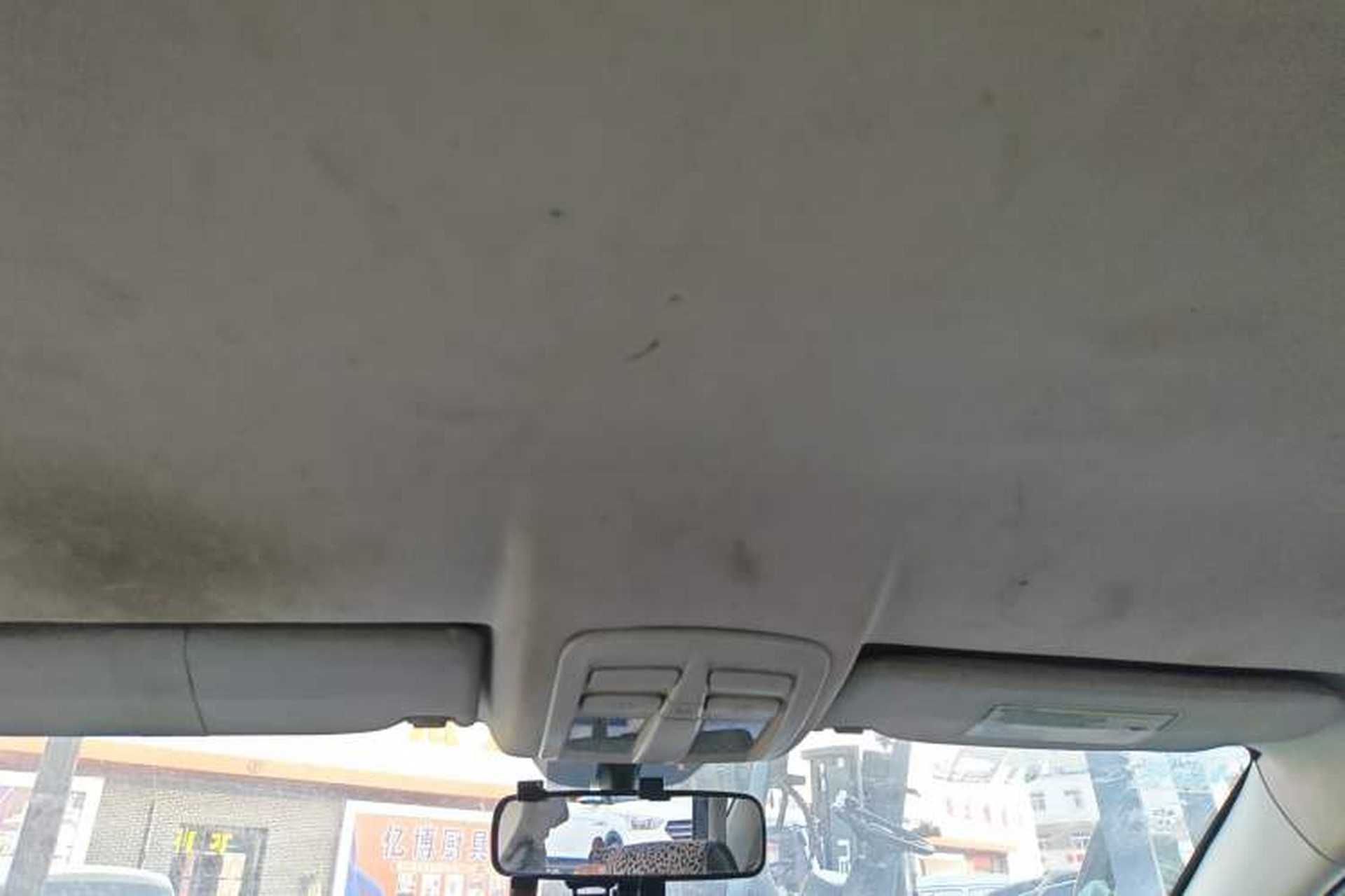 Used Dongfeng Aeolus H30 2012 CROSS 1.6L Manual Luxury Model Headliner