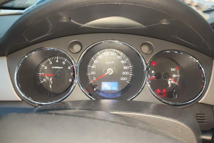 Used Dongfeng Aeolus H30 2012 CROSS 1.6L Manual Luxury Model Instrument Cluster