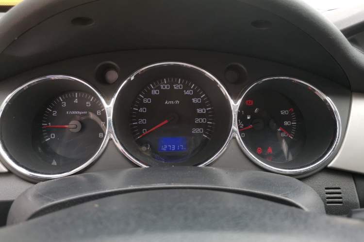 Used Dongfeng Aeolus H30 2012 CROSS 1.6L Manual Luxury Model Instrument Cluster