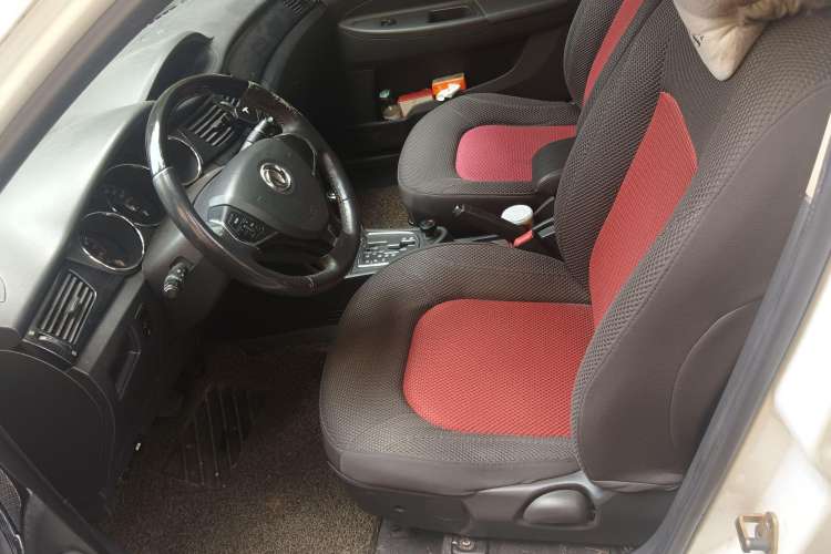 Used Dongfeng Aeolus H30 2012 CROSS 1.6L Automatic Luxury Model Left Front Seat