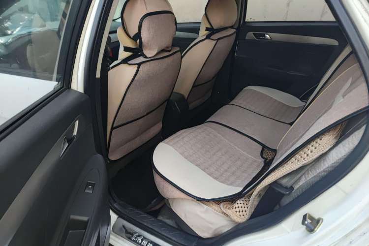 Used Dongfeng Aeolus H30 2012 CROSS 1.6L Manual Luxury Model Left Rear Seat
