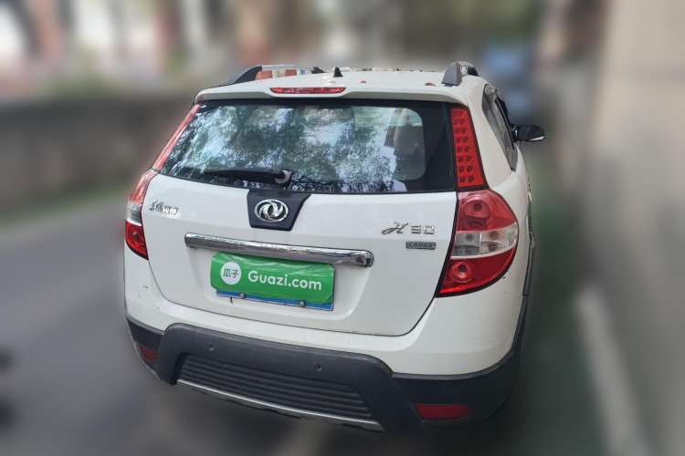 Used Dongfeng Aeolus H30 2012 CROSS 1.6L Manual Luxury Model Rear Right 45 Deg