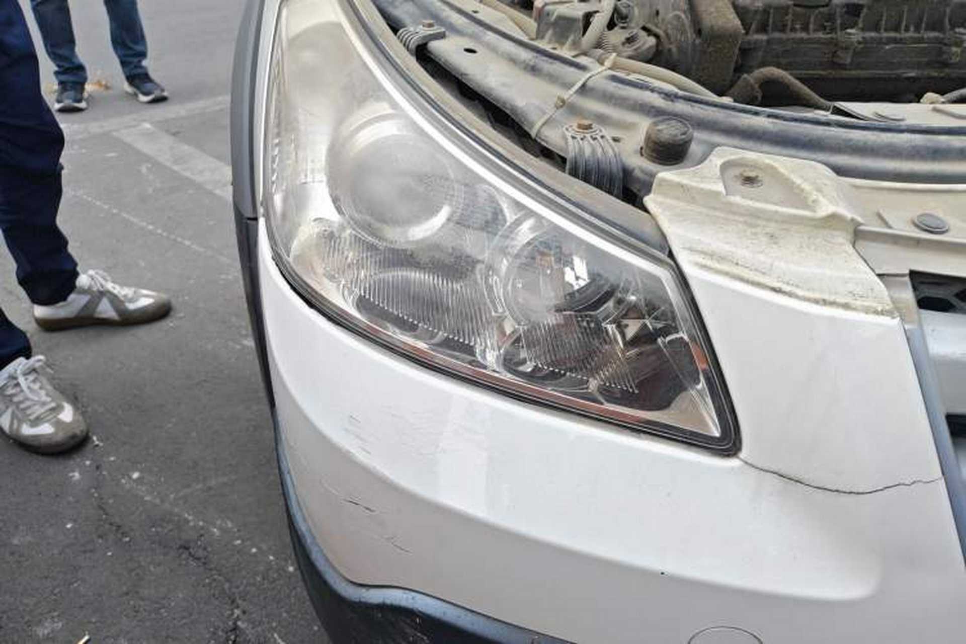 Used Dongfeng Aeolus H30 2012 CROSS 1.6L Manual Luxury Model Right Front Headlight