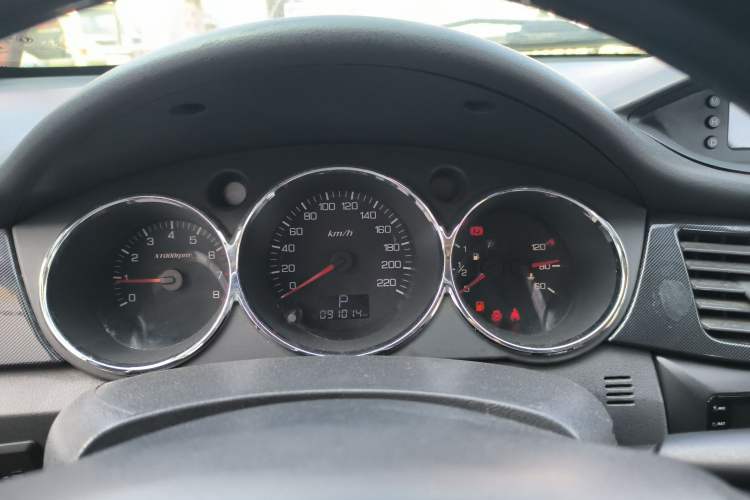 Used Dongfeng Aeolus H30 2012 CROSS 1.6L Automatic Luxury Model Instrument Cluster