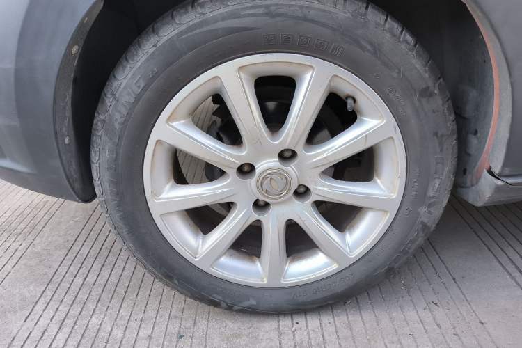 Used Dongfeng Aeolus H30 2012 CROSS 1.6L Automatic Luxury Model Right Rear Wheel Hub