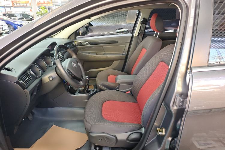 Used Dongfeng Aeolus H30 2013 CROSS 1.6L Manual Zunyi Model Left Front Seat