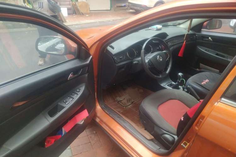 Used Dongfeng Aeolus H30 2013 CROSS 1.5L Manual Luxury Model Driver Seat