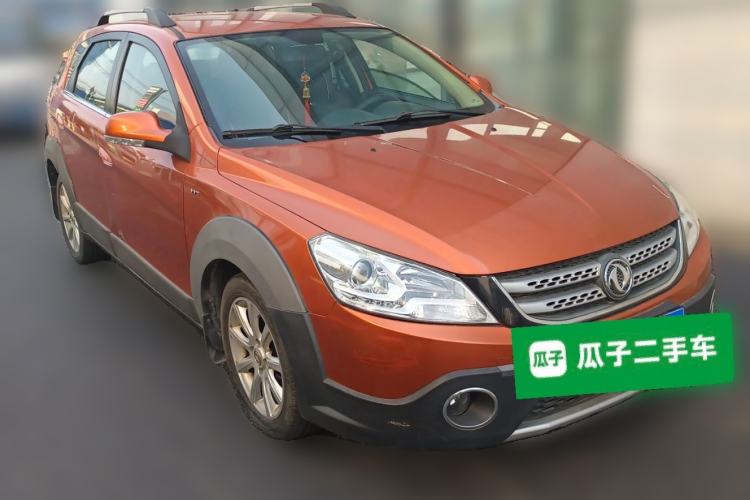 Used Dongfeng Aeolus H30 2013 CROSS 1.5L Manual Luxury Model Front Right 45 Deg