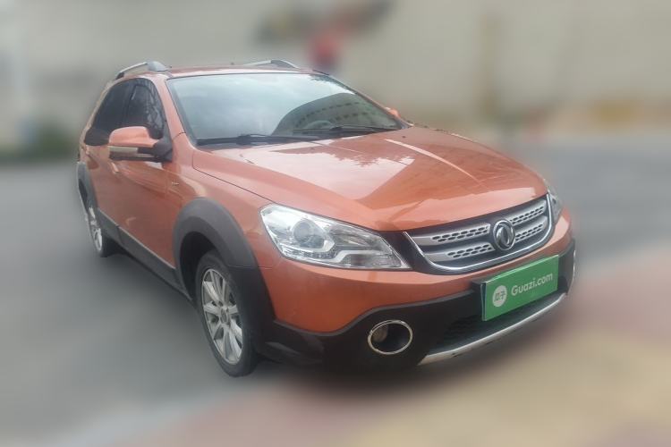 Used Dongfeng Aeolus H30 2013 CROSS 1.5L Automatic Luxury Model Front Right 45 Deg