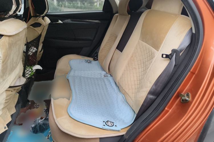 Used Dongfeng Aeolus H30 2013 CROSS 1.5L Automatic Luxury Model Left Rear Seat