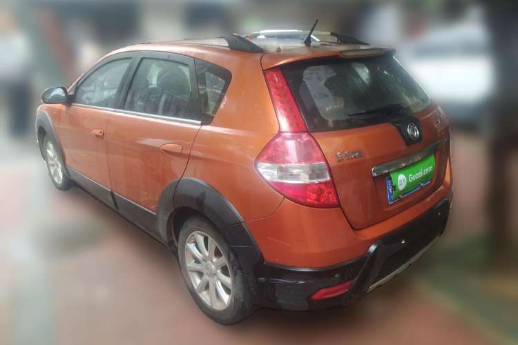 Used Dongfeng Aeolus H30 2013 CROSS 1.5L Manual Luxury Model Rear Left 45 Deg