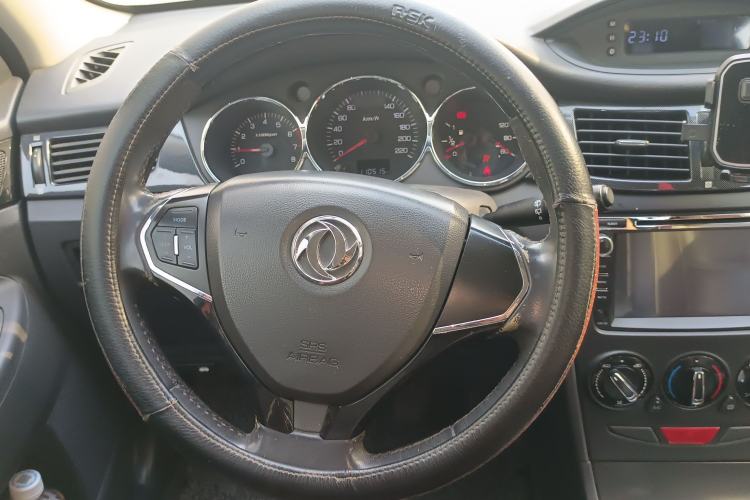 Used Dongfeng Aeolus H30 2013 CROSS 1.5L Manual Luxury Model Steering Wheel