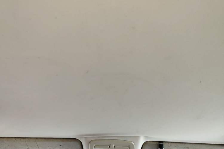 Used Dongfeng Aeolus H30 2013 CROSS 1.5L Manual Luxury Model Headliner