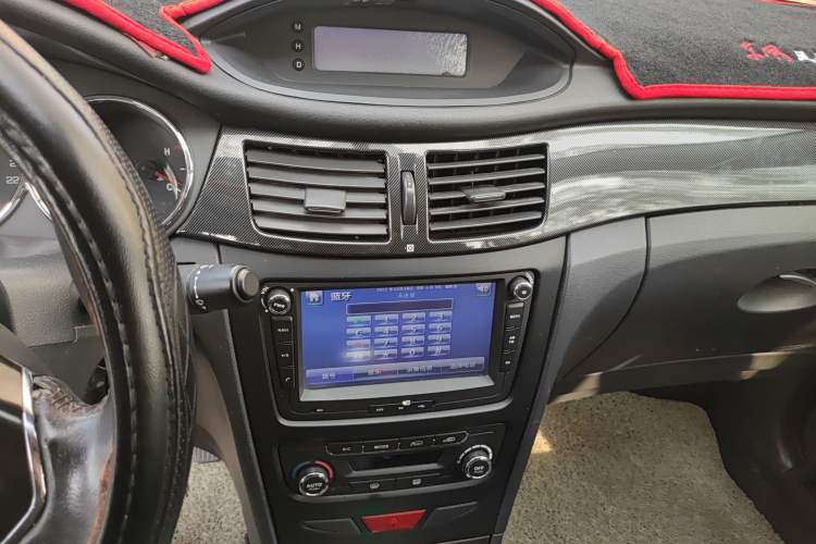 Used Dongfeng Aeolus H30 2013 CROSS 1.6L Manual Zunyi Model Audio And AC Panel
