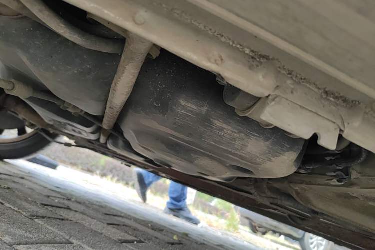 Used Dongfeng Aeolus H30 2013 CROSS 1.6L Manual Zunyi Model Chassis Rear Right
