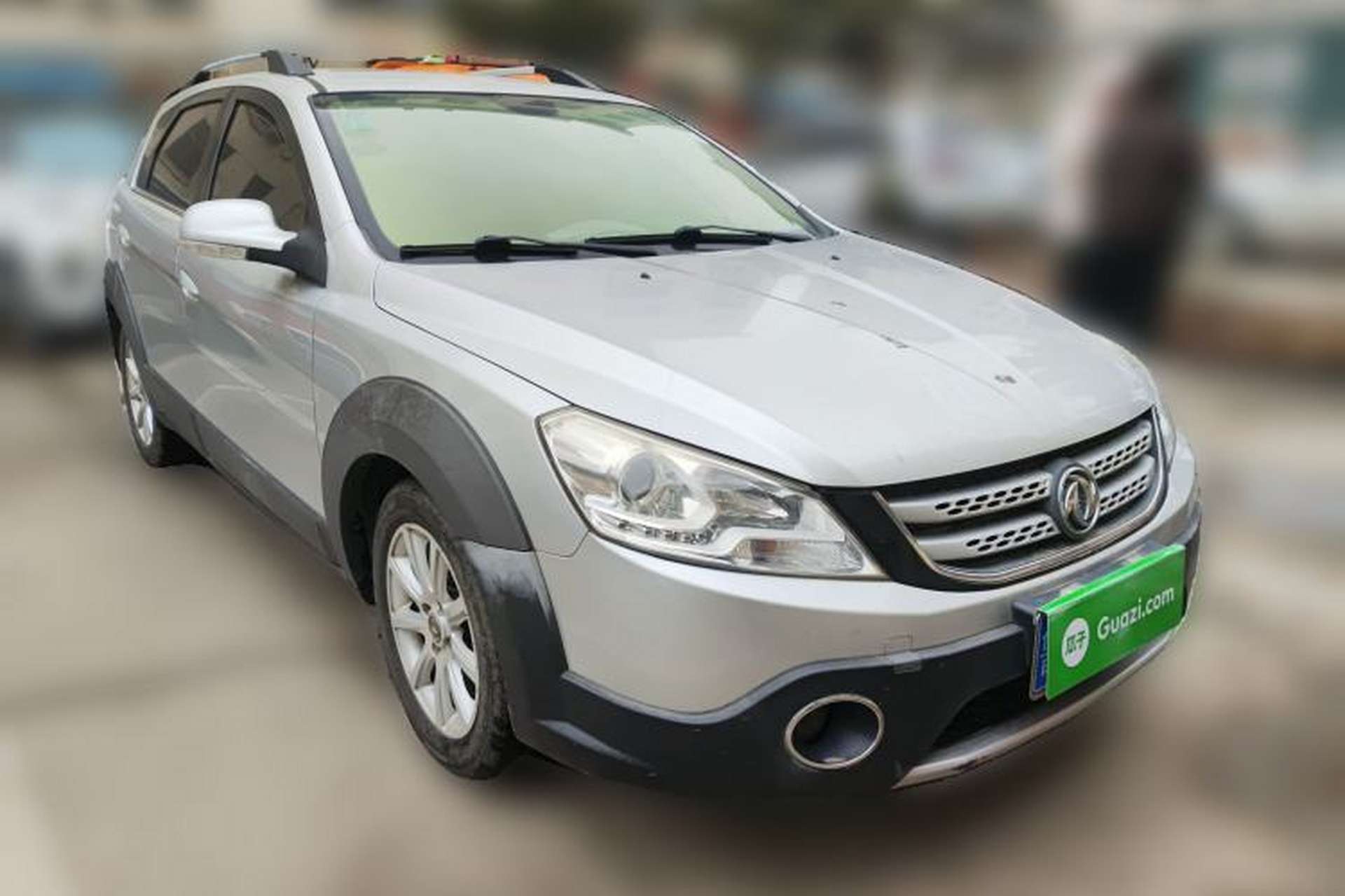 Used Dongfeng Aeolus H30 2013 CROSS 1.6L Manual Luxury Model Front Right 45 Deg