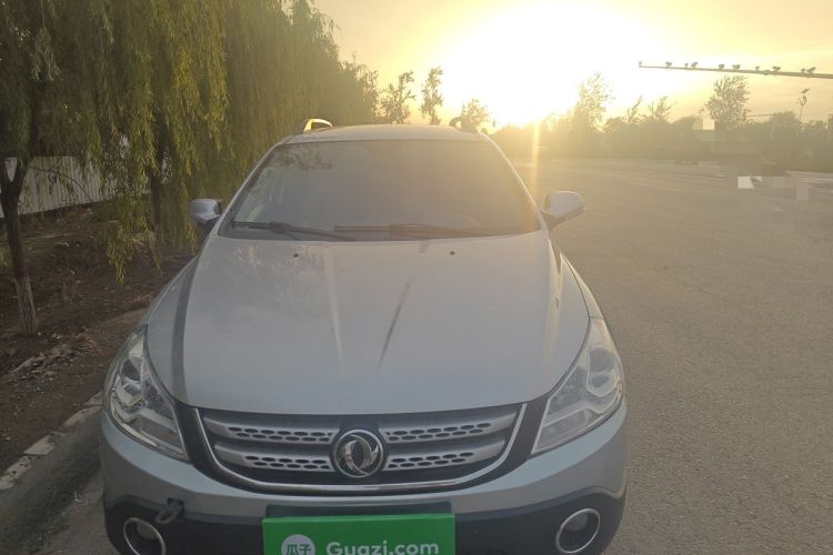Used Dongfeng Aeolus H30 2013 CROSS 1.6L Manual Luxury Model Front