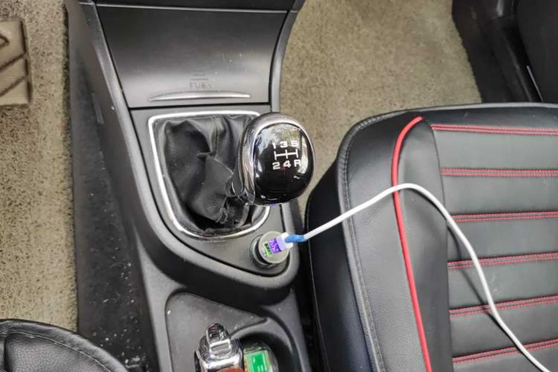 Used Dongfeng Aeolus H30 2013 CROSS 1.6L Manual Zunyi Model Gear Lever