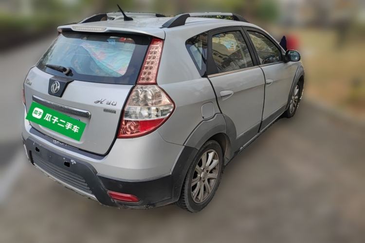 Used Dongfeng Aeolus H30 2013 CROSS 1.6L Manual Zunyi Model Rear Right 45 Deg