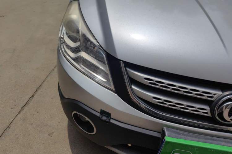 Used Dongfeng Aeolus H30 2013 CROSS 1.6L Manual Luxury Model Right Front Headlight